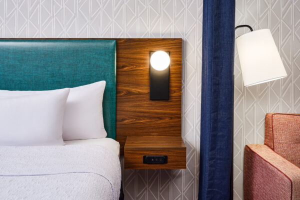 Home2Suites-RapidCity-King_Studio-End_Table-Detail